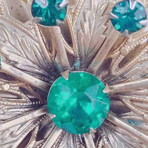 VTG Mid Century Brooch Starburst Atomic Green Rhinestone Gold Tone Pin - Picture 5 of 9